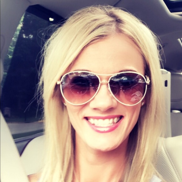 Meet your Posher, Tami - Picture 2 of 8